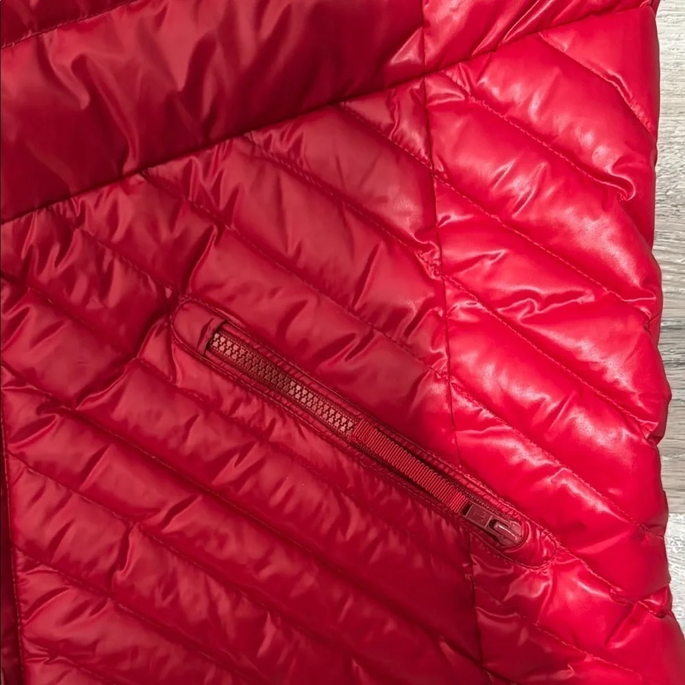 Talbots stylish closure zip